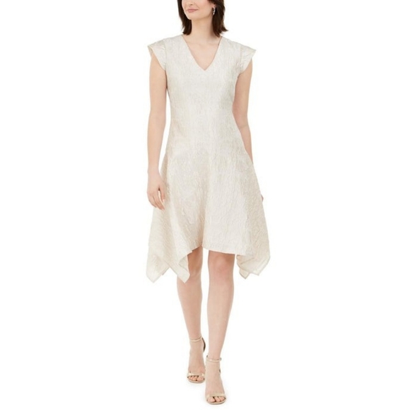 Natori Dresses & Skirts - N Natori Botanical Jacquard Handkerchief-Hem Dress